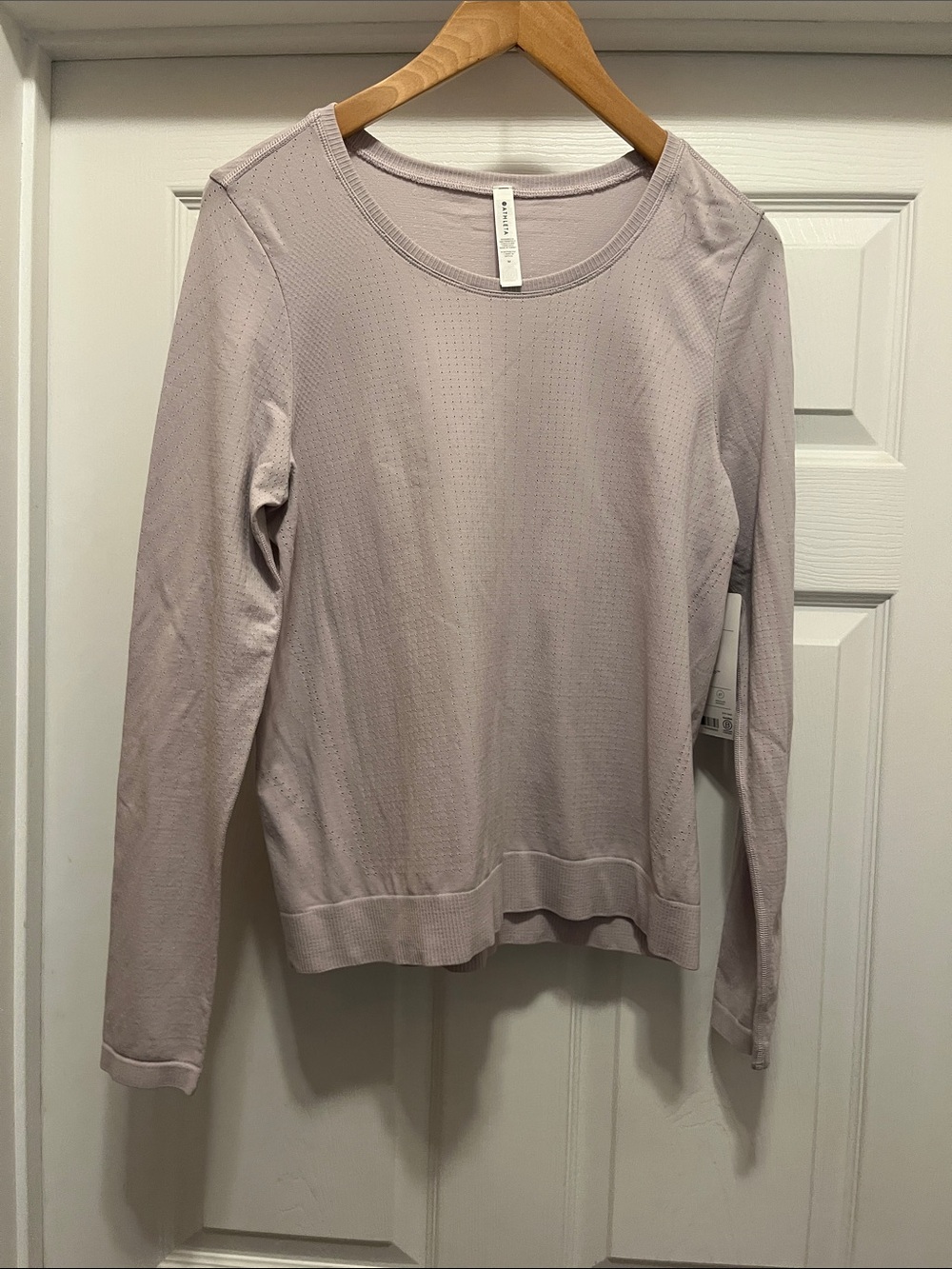NWT Athleta Light Mauve In Motion Women's Top